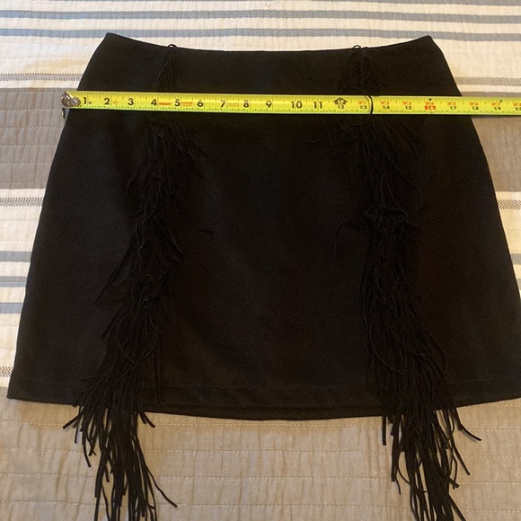 SHEIN Faux Suede Fringe Mini Skirt - Picture 6 of 9